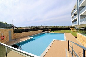 Albufeira Prestige With Pool by Homing