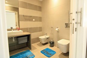 Albufeira Prestige With Pool by Homing