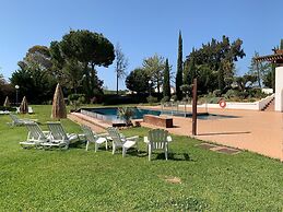 Vilamoura Concept Villa With Pool