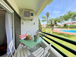 Albufeira Twins 2 With Pool by Homing