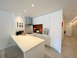 Albufeira Twins 2 With Pool by Homing