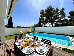 Prainha Algarve Villa With Pool
