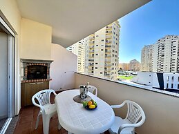 Armação Pêra Typical by Homing