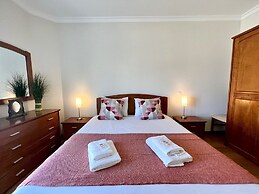 Armação Pêra Typical by Homing