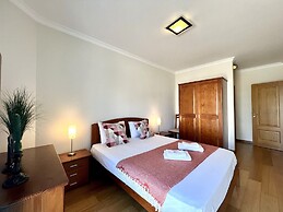 Armação Pêra Typical by Homing