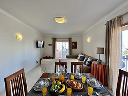 Armação Pêra Typical by Homing