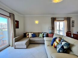 Armação Pêra Typical by Homing