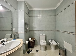 Armação Pêra Typical by Homing