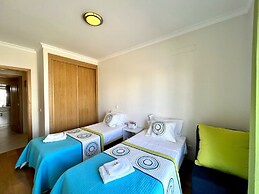 Armação Pêra Typical by Homing