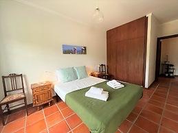 Vilamoura Typical 1 With Pool by Homing