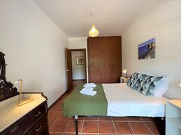 Vilamoura Typical 1 With Pool by Homing