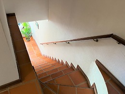 Vilamoura Typical 1 With Pool by Homing