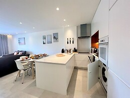 Albufeira Twins 1 With Pool by Homing