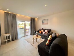 Albufeira Twins 1 With Pool by Homing