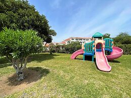 Albufeira Twins 1 With Pool by Homing