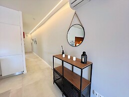 Albufeira Twins 1 With Pool by Homing