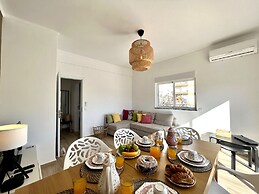 Quarteira Design by Homing