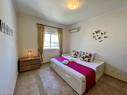 Albufeira Valley 1 With Pool by Homing