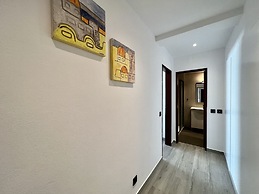 Albufeira Downtown With Pool by Homing