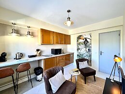 Faro Airport Flat 6 by Homing