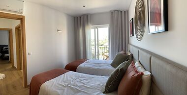 Albufeira Deluxe Residence With Pool