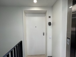 Faro Design 3 by Homing