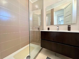 Albufeira Central 2 by Homing