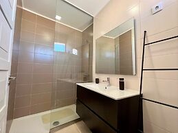 Albufeira Central 2 by Homing