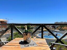 Albufeira Modern 2 by Homing