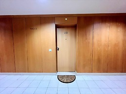 Albufeira Modern 2 by Homing