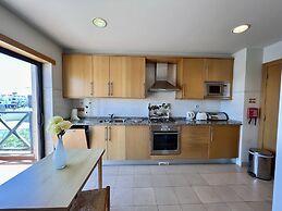 Albufeira Modern 2 by Homing