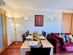 Albufeira Modern 2 by Homing