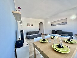 Albufeira Classic 2 by Homing