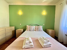 Albufeira Classic 2 by Homing