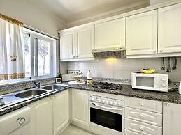 Albufeira Falésia Beach 2 by Homing