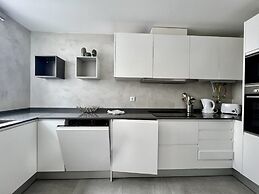 Vilamoura Central 3 by Homing