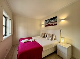 Vilamoura Central 3 by Homing