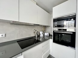 Vilamoura Central 3 by Homing