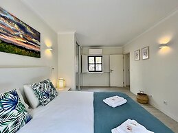 Vilamoura Central 3 by Homing