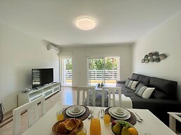 Vilamoura Central 2 With Pool by Homing