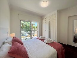 Vilamoura Central 2 With Pool by Homing