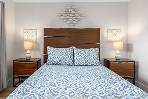 Luxury Oceanfront Resort Vistas