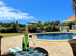 Albufeira Balaia Villa With Private Pool