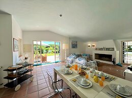 Albufeira Balaia Villa With Private Pool
