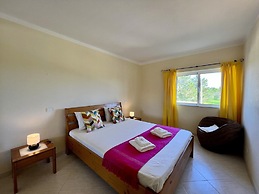 Alvor Paradise With Pool by Homing