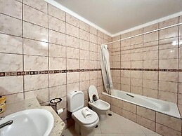 Alvor Paradise With Pool by Homing