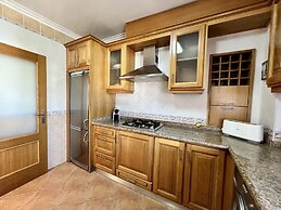 Quarteira Classic With Pool by Homing