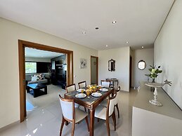 Quarteira Classic With Pool by Homing