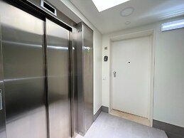 Faro Design 2 by Homing