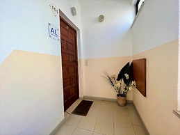 Albufeira Classic 1 With Pool by Homing